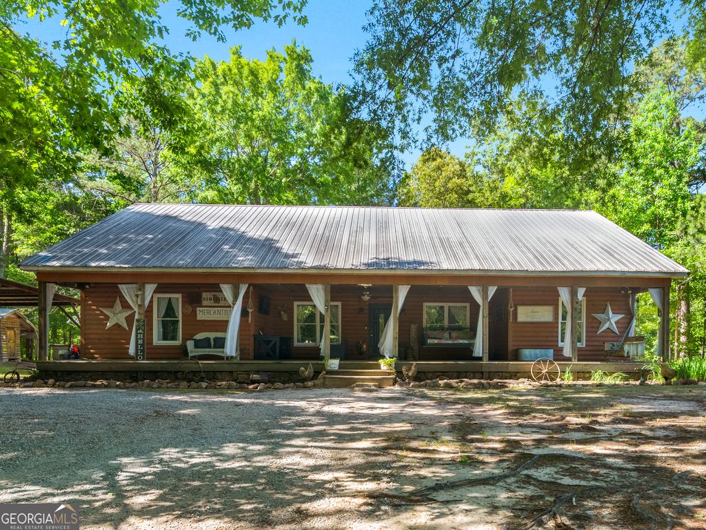 Photo of 1018 Grandview Road, Mansfield, GA 30055 (MLS # 10766026)