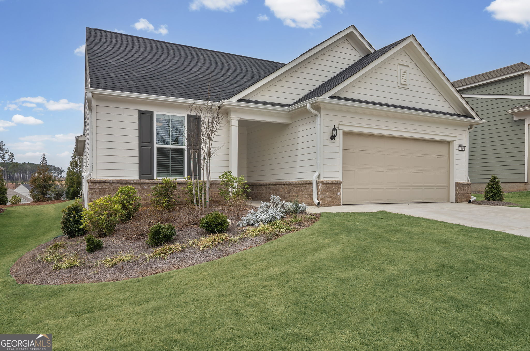 1002 Dirr DR