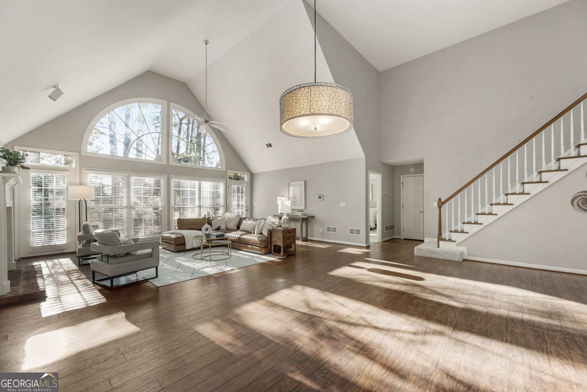 6105 Harbour Overlook