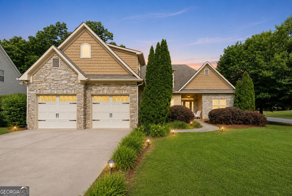 Photo of 17 Maple Grove Drive, Adairsville, GA 30103 (MLS # 10763335)