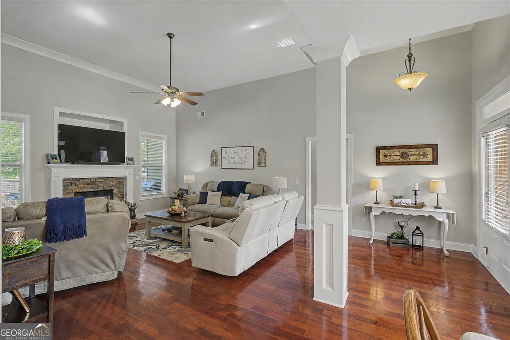 Photo of 17 Maple Grove Drive, Adairsville, GA 30103 (MLS # 10763335)