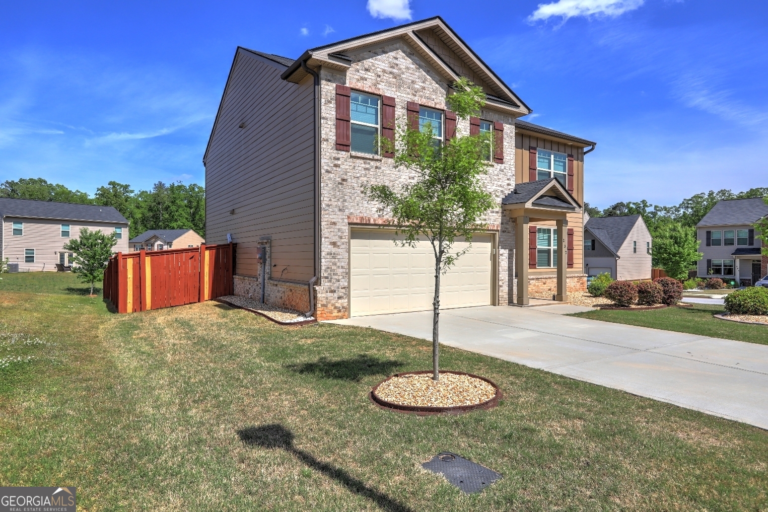 237 Cranapple LN