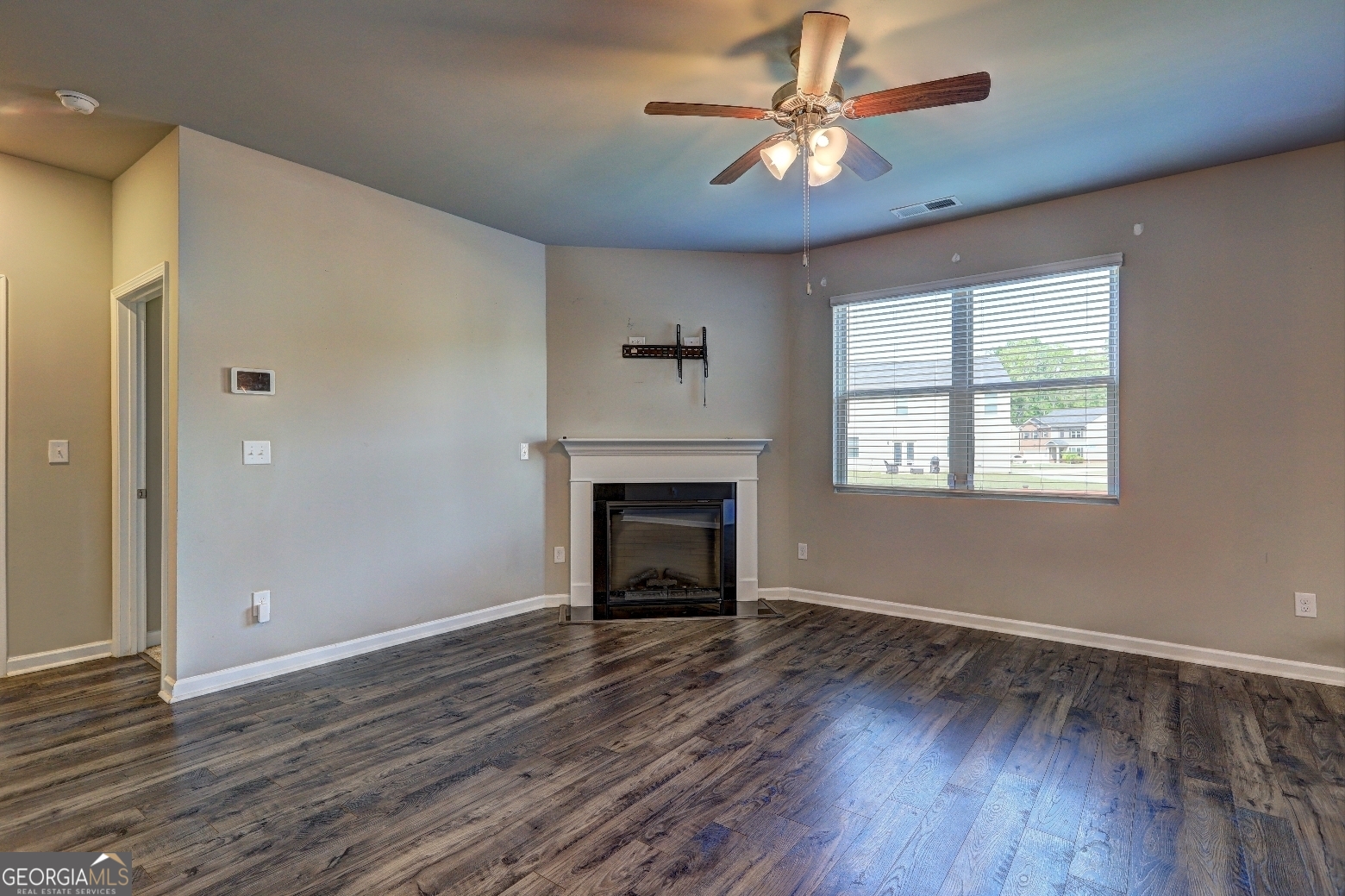 237 Cranapple LN