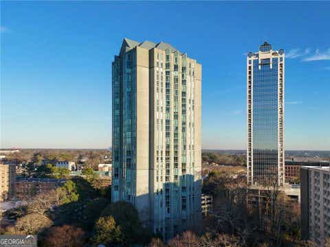 Photo of 2870 Pharr Court South NW #2809, Atlanta, GA 30305 (MLS # 10812636)