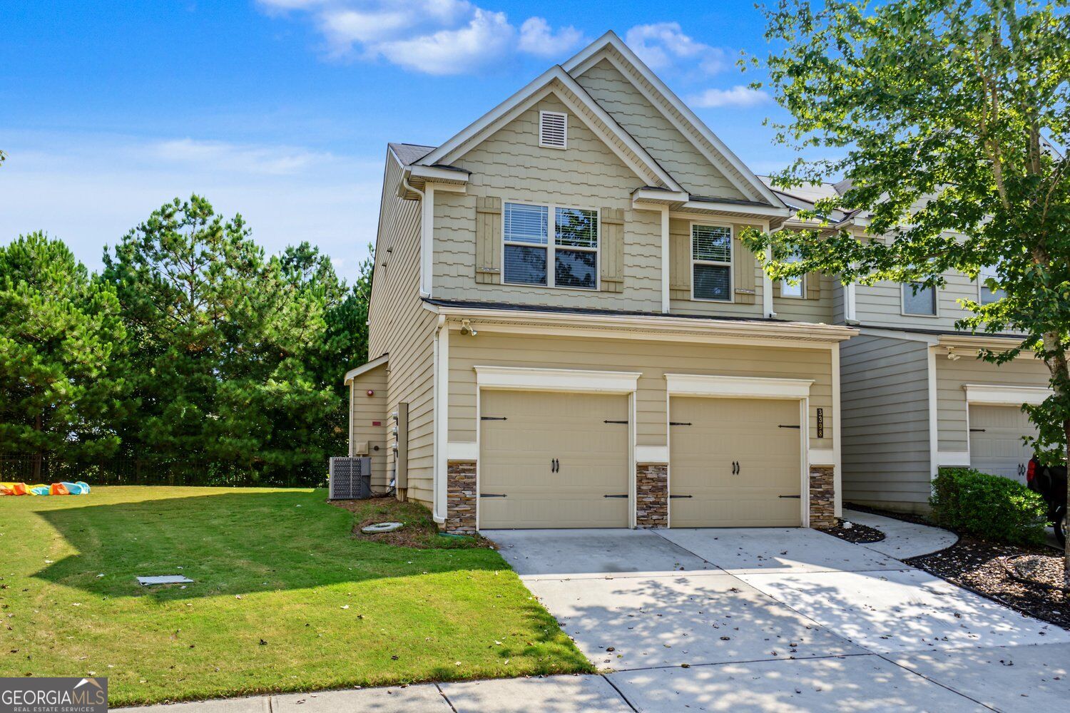 3398 Castleberry Village CIR