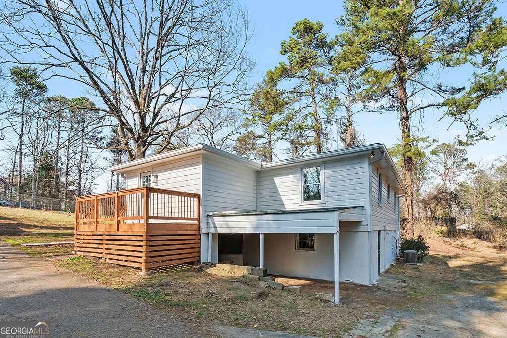 Photo of 5284 Campbellton Road SW, Atlanta, GA 30331 (MLS # 10787605)