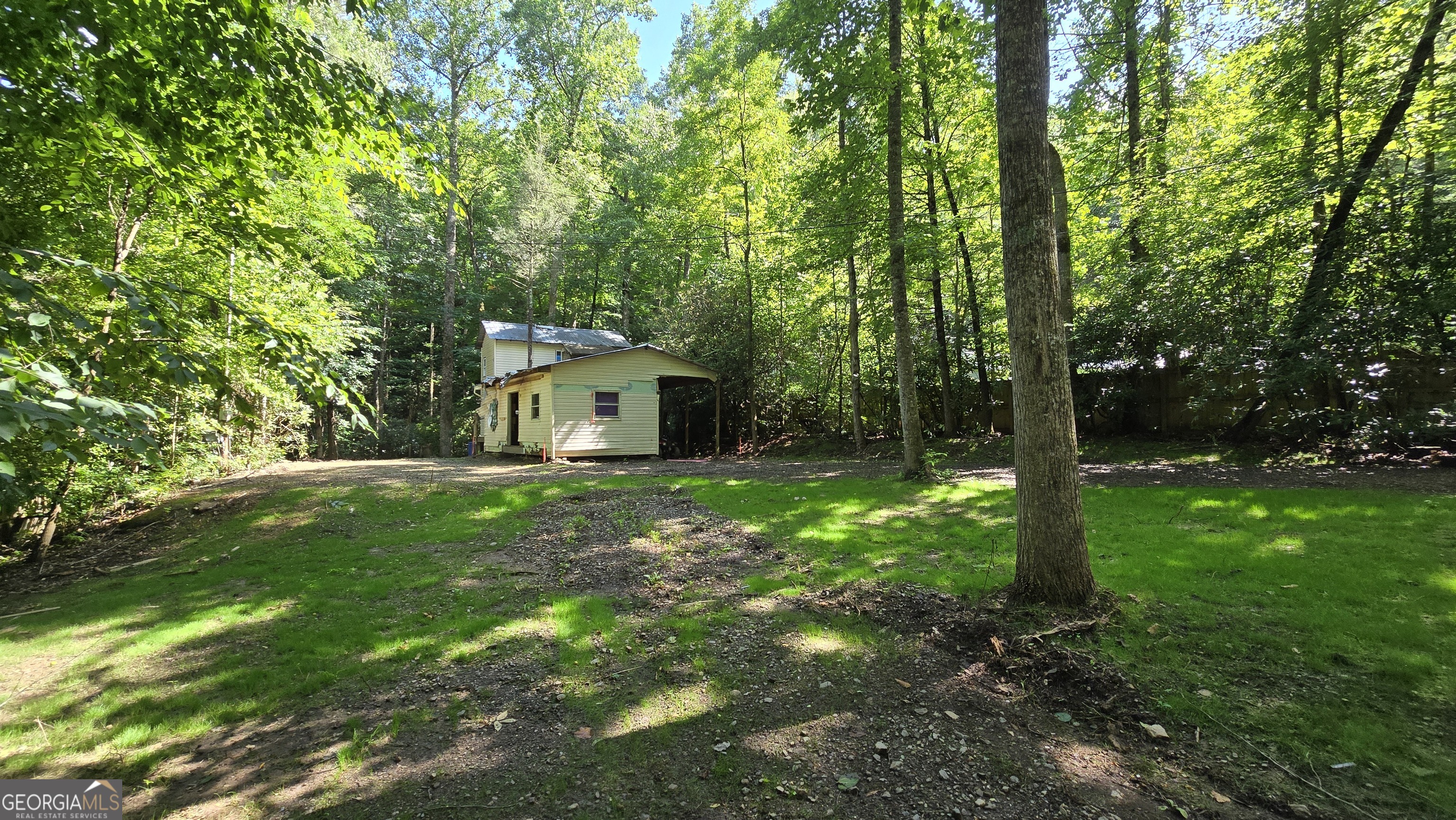 1536 Creek RD
