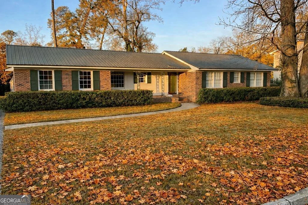 102 Starmount Drive
