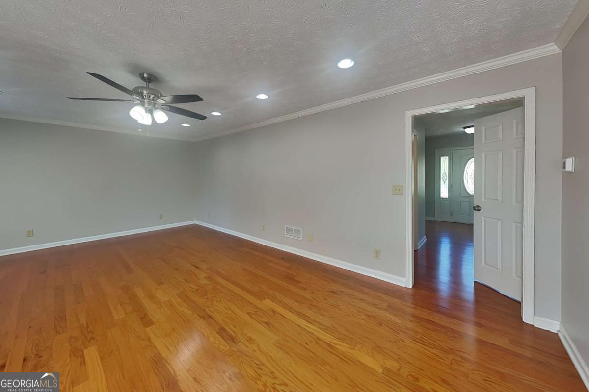 11195 Surrey Park TRL