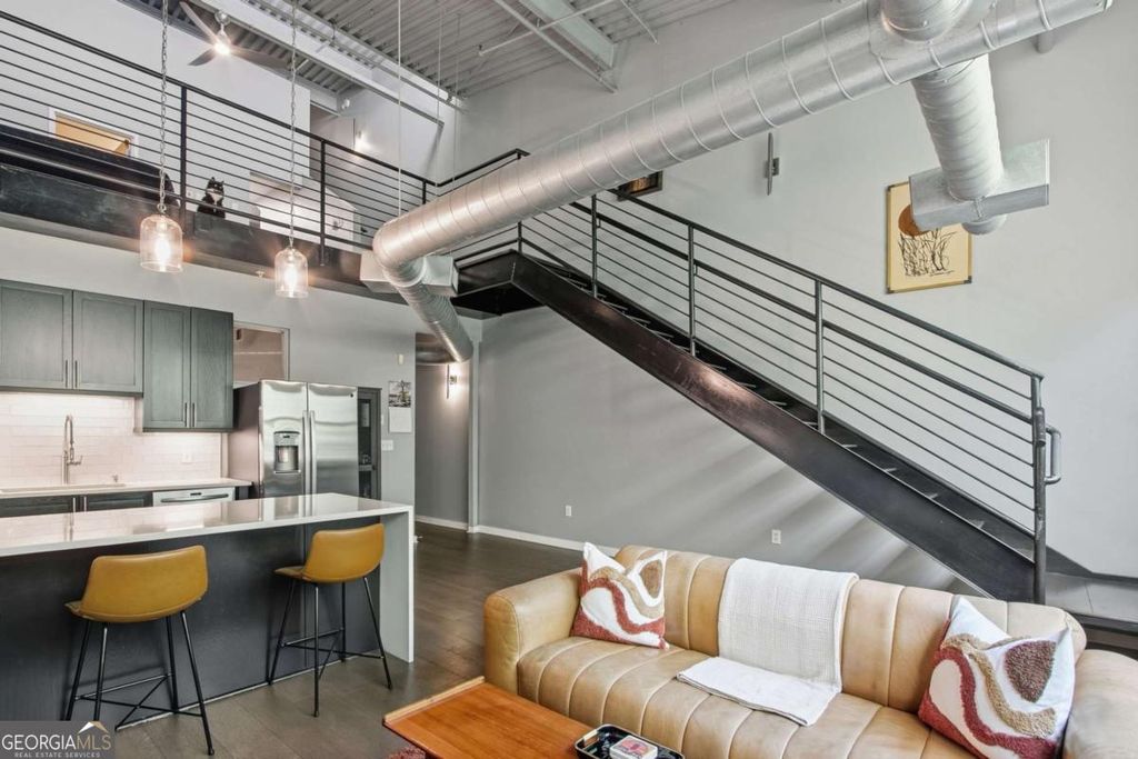 Photo of 400 Village Parkway NE #123, Atlanta, GA 30306 (MLS # 10741208)