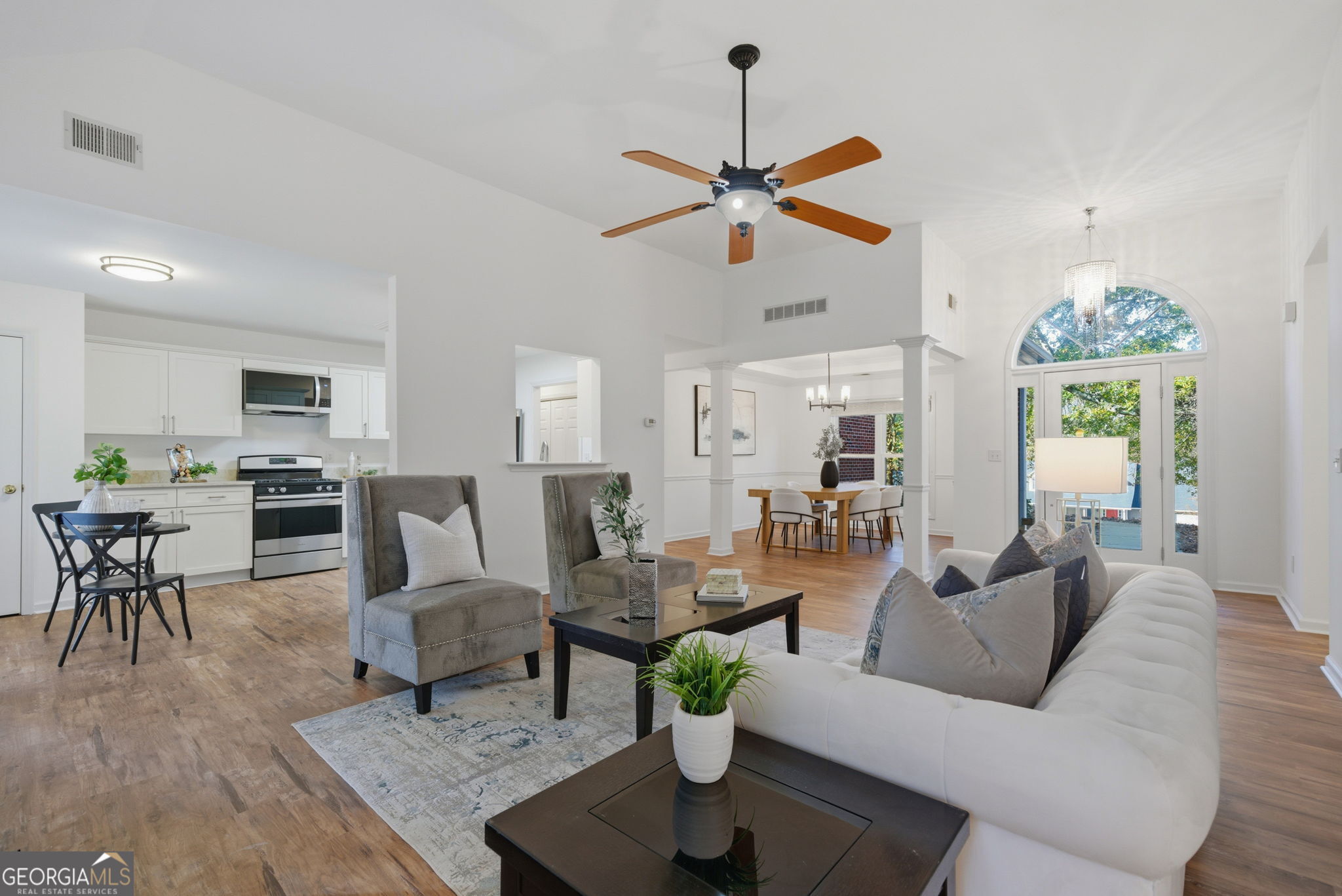 2515 Churchill Downs