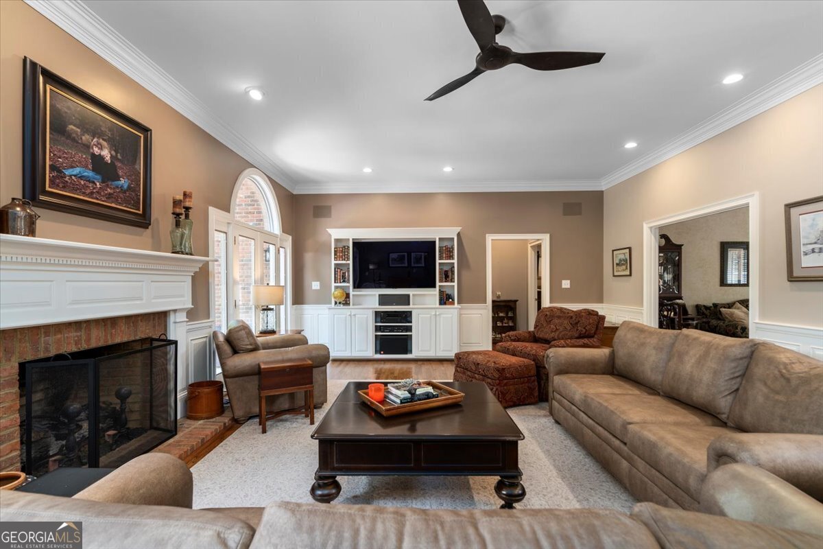 1681 Wild Azalea LN