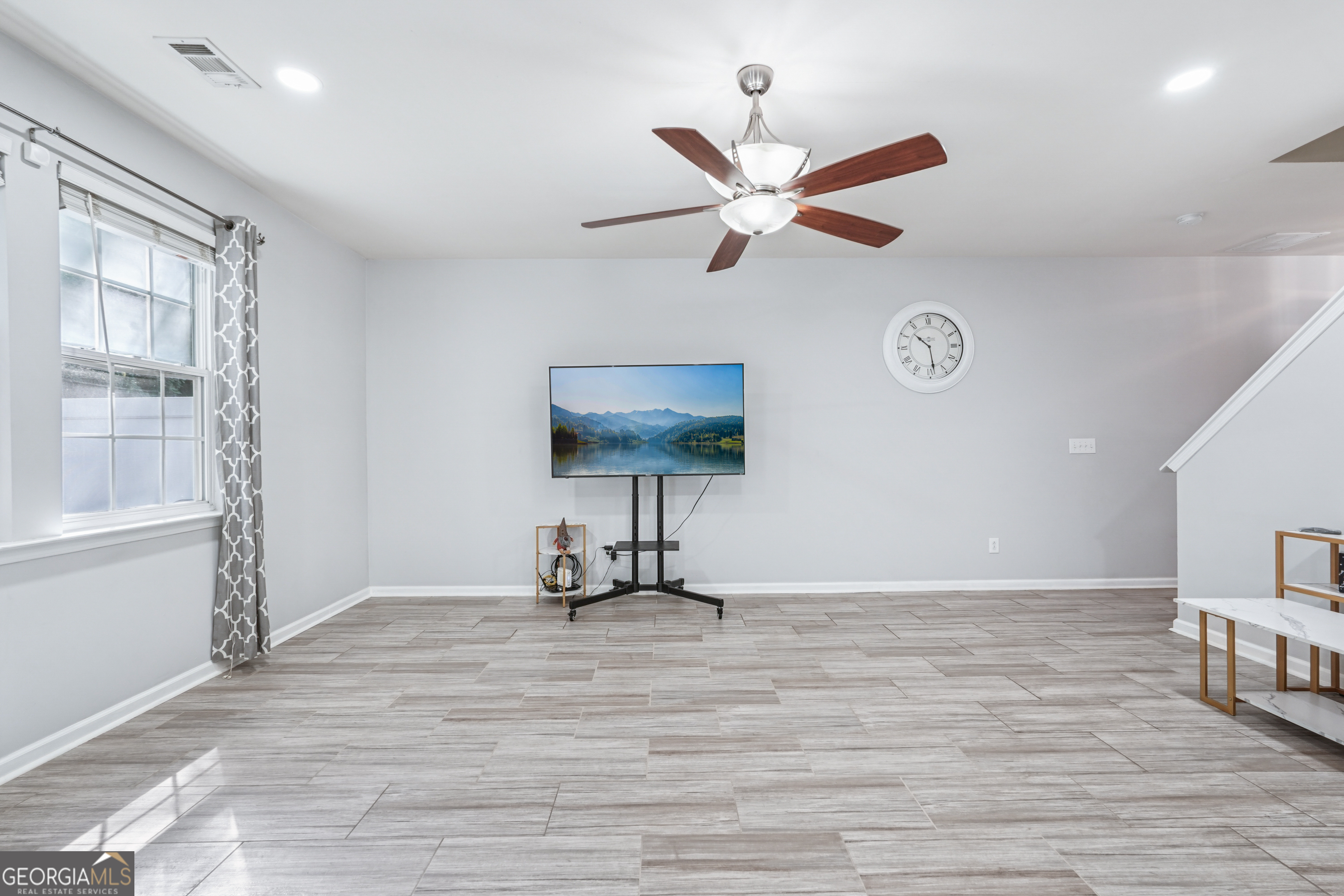 545 Windstone TRL