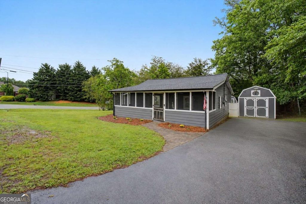 Photo of 31 Davis Mill Road N, Dallas, GA 30157 (MLS # 10774990)
