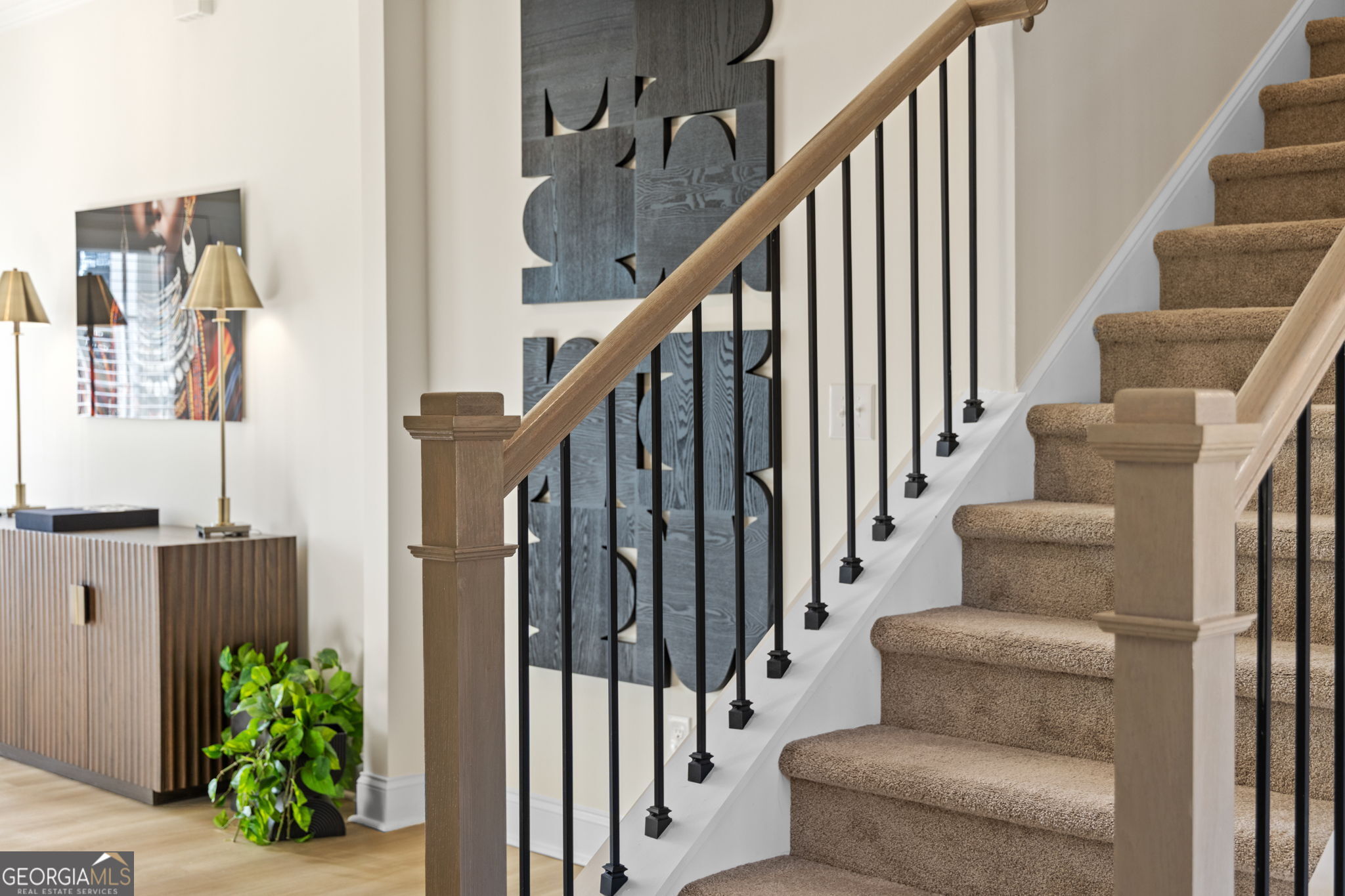 1376 Sunny Valley LN