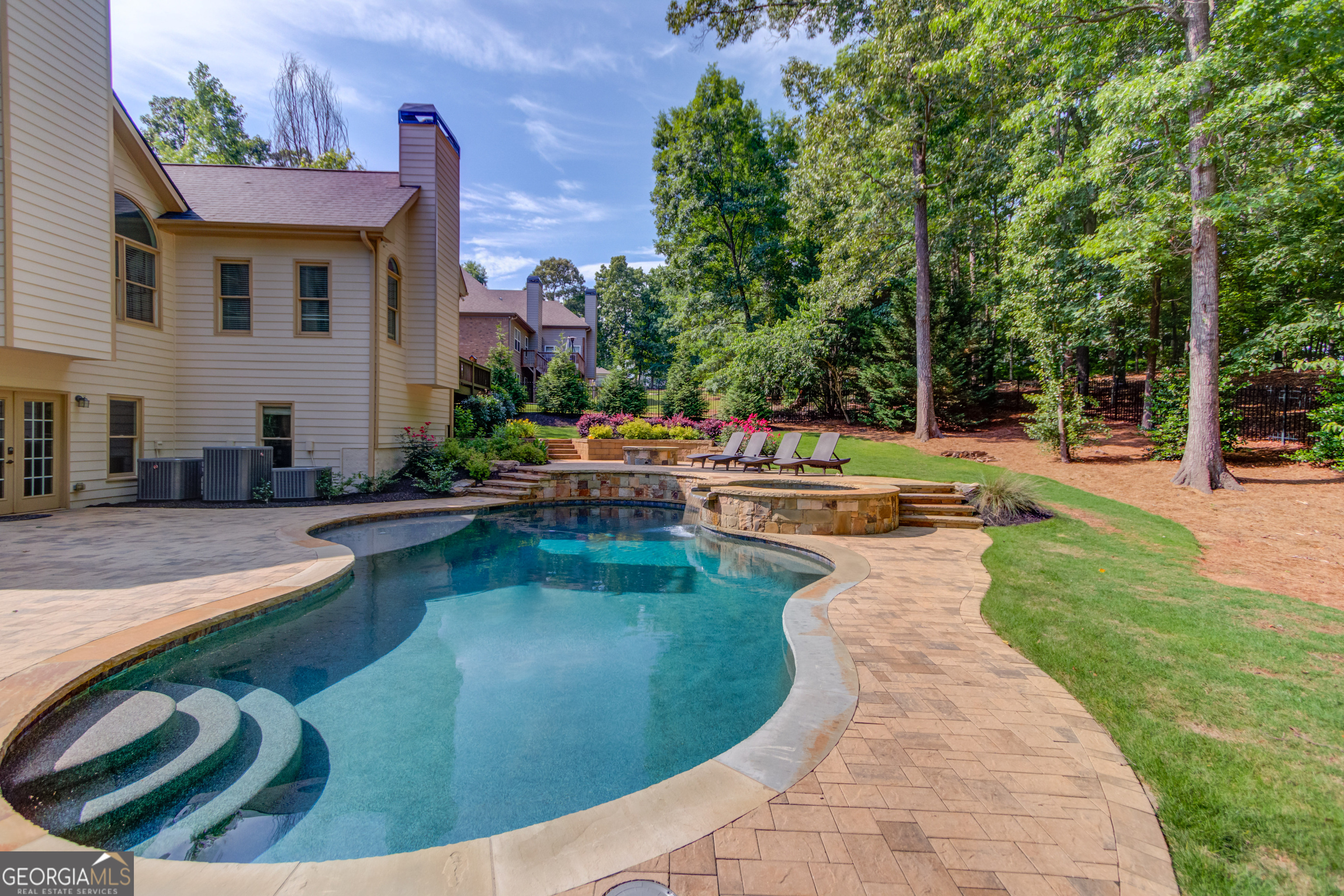 315 Fountainhead DR