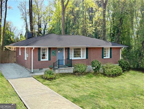 2555 Mccurdy WAY Decatur GA 30033