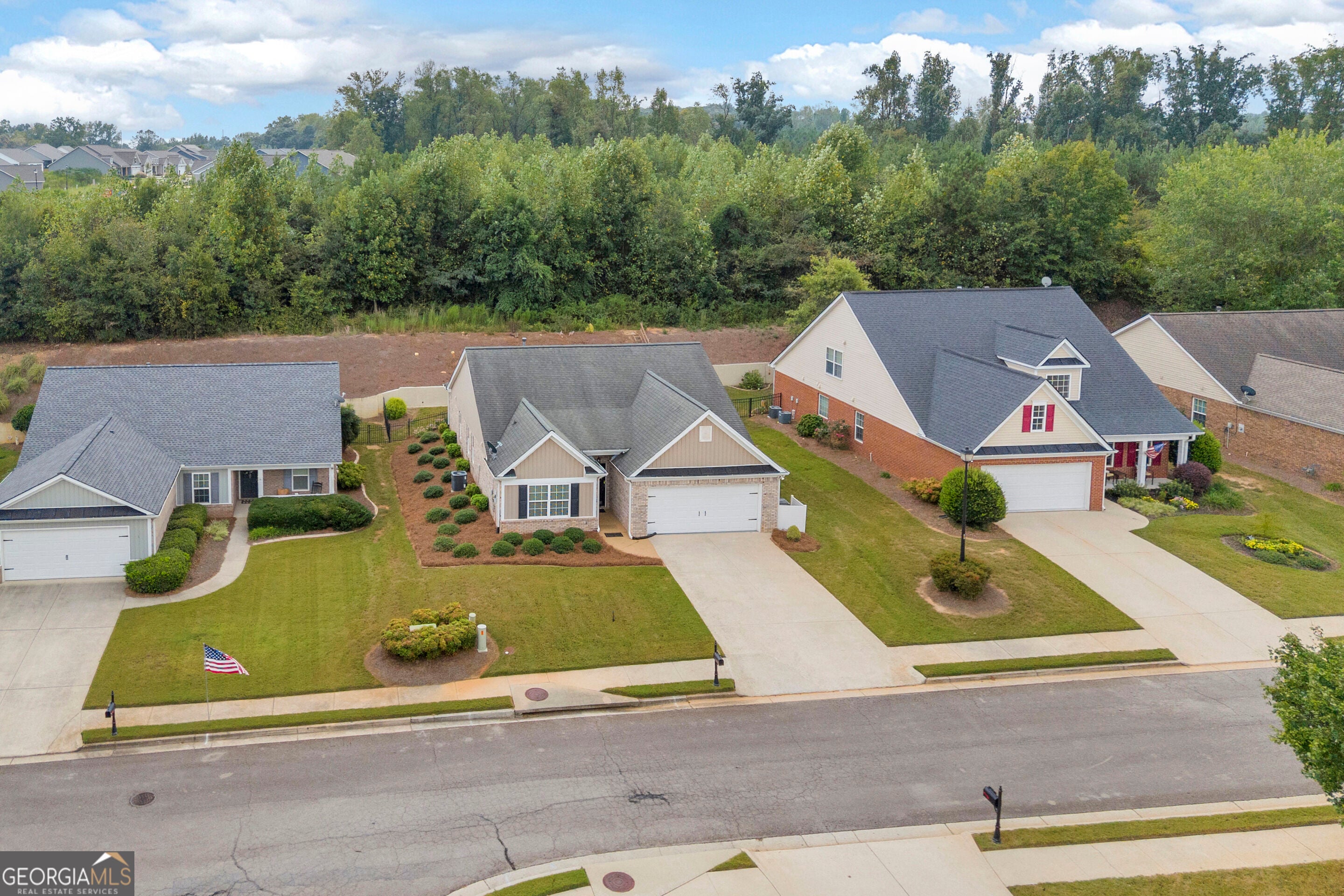 316 Lakeview Bend CIR