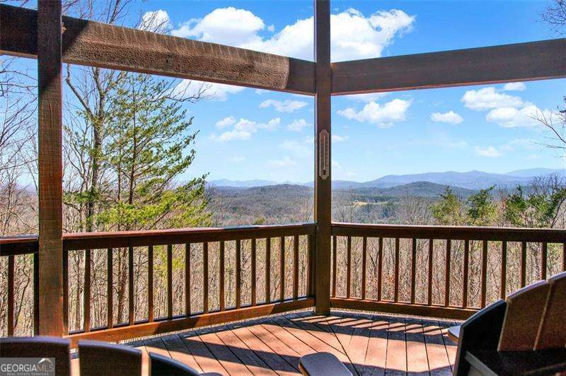 520 SUNROCK MOUNTAIN RD
