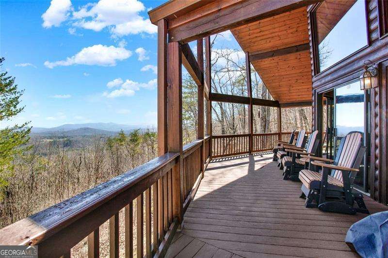 520 SUNROCK MOUNTAIN RD