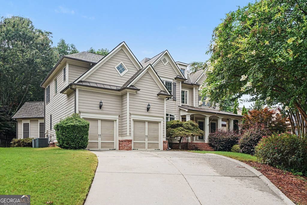 Photo of 1762 Country Wood Drive, Hoschton, GA 30548 (MLS # 10808273)