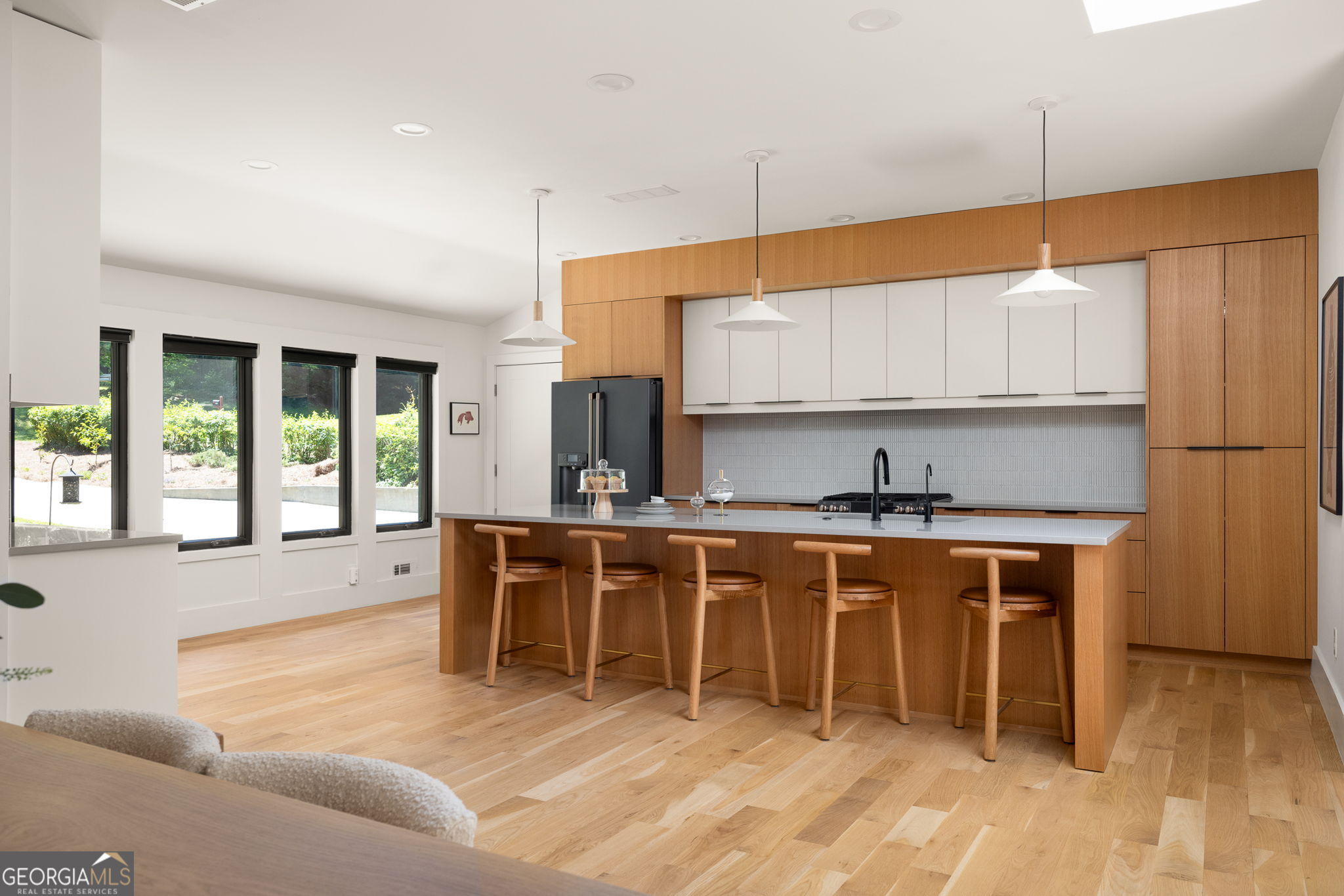 2030 Clairmont TER NE
