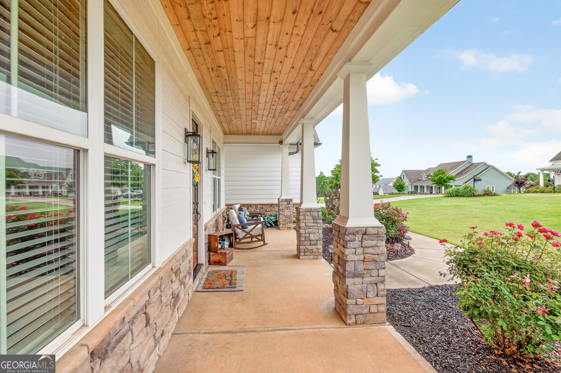 163 Peachwood LN