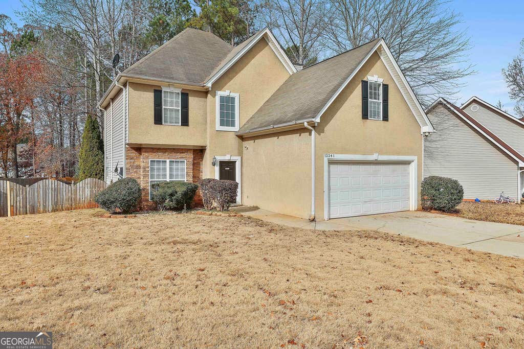Photo of 12241 Crestwood Ct, Fayetteville, GA 30215 (MLS # 10830901)