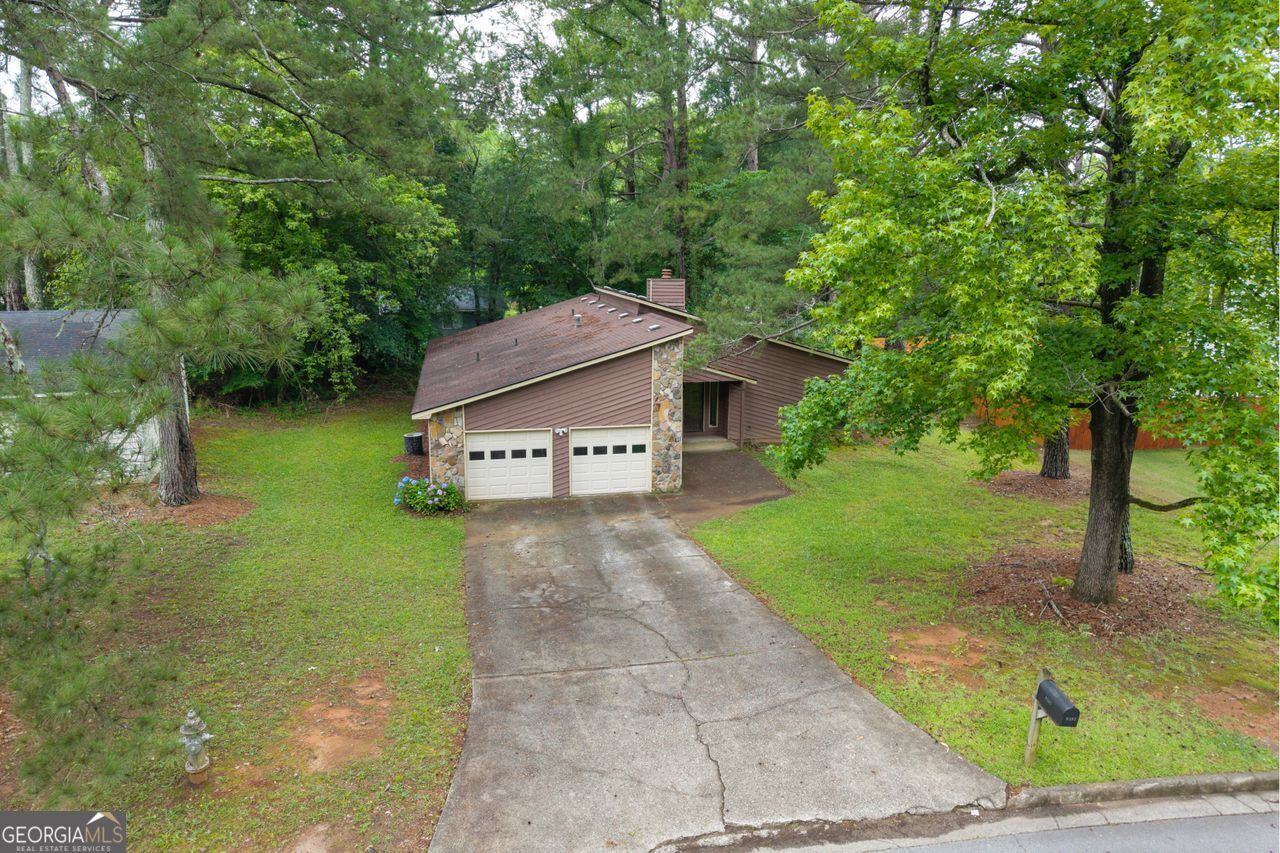 9383 Woodknoll WAY