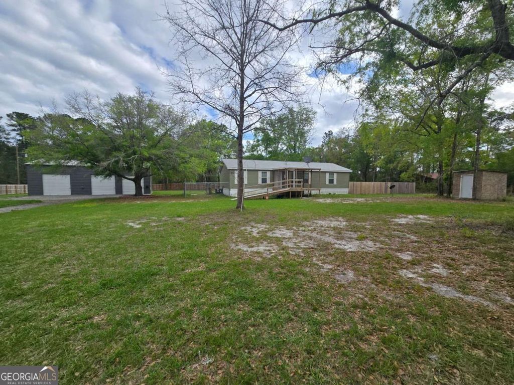 Photo of 688 Linden Bluff Drive, Jesup, GA 31545 (MLS # 10725481)