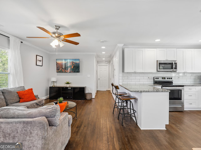 1599 Ezra Church DR NW