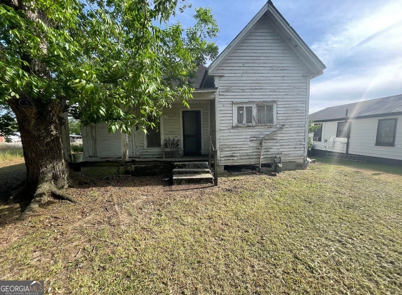 506 W 6th AVE