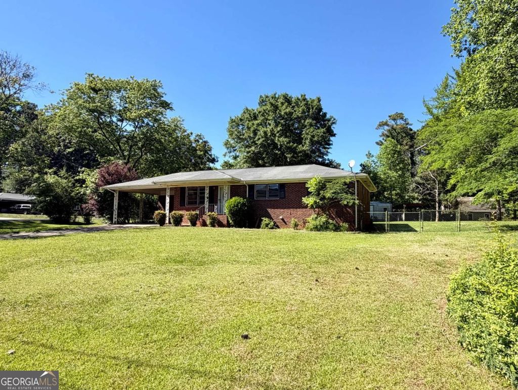 Photo of 3950 Hubert Drive, Powder Springs, GA 30127 (MLS # 10764862)