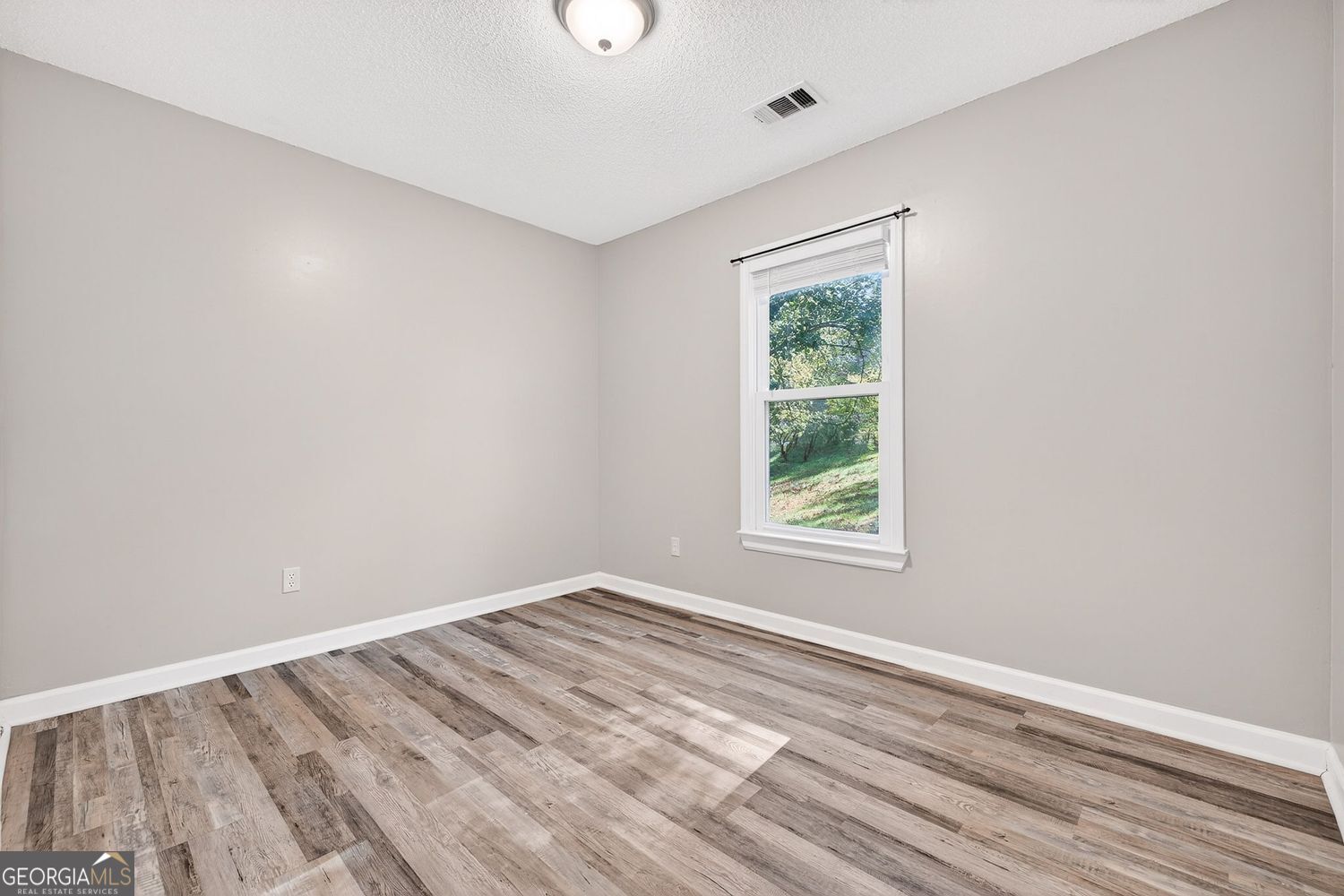 Ball Ground, Georgia 30107, United States, 3 Bedrooms Bedrooms, ,2 BathroomsBathrooms,Residential,Active,232587