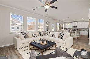 1129 Georgian Point DR