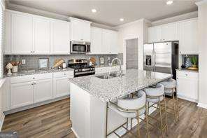 1129 Georgian Point DR