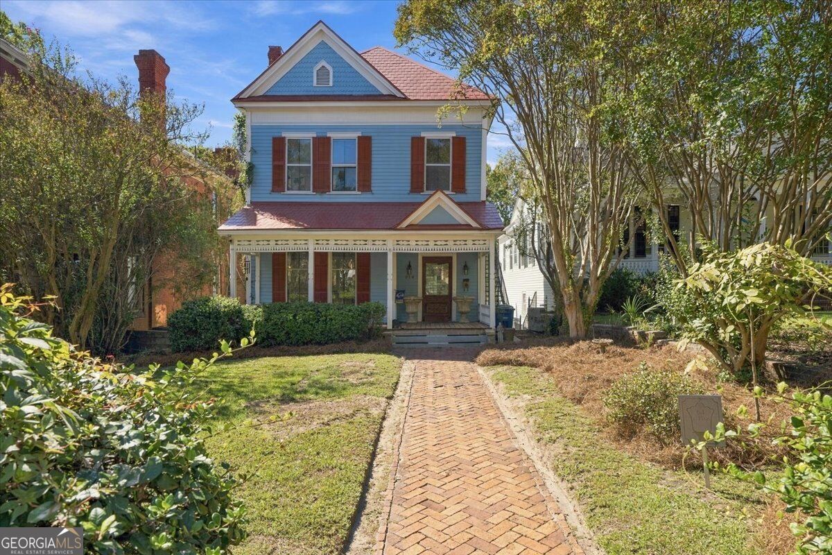 910 High ST