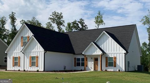 637 Old Summerville RD Rome GA 30165