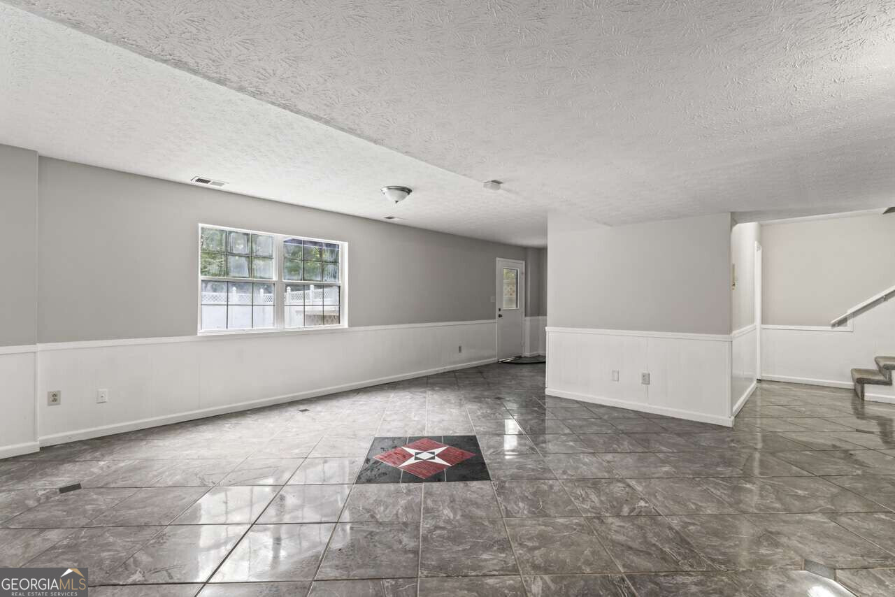 DONNIEBROOK ESTATES - Residential