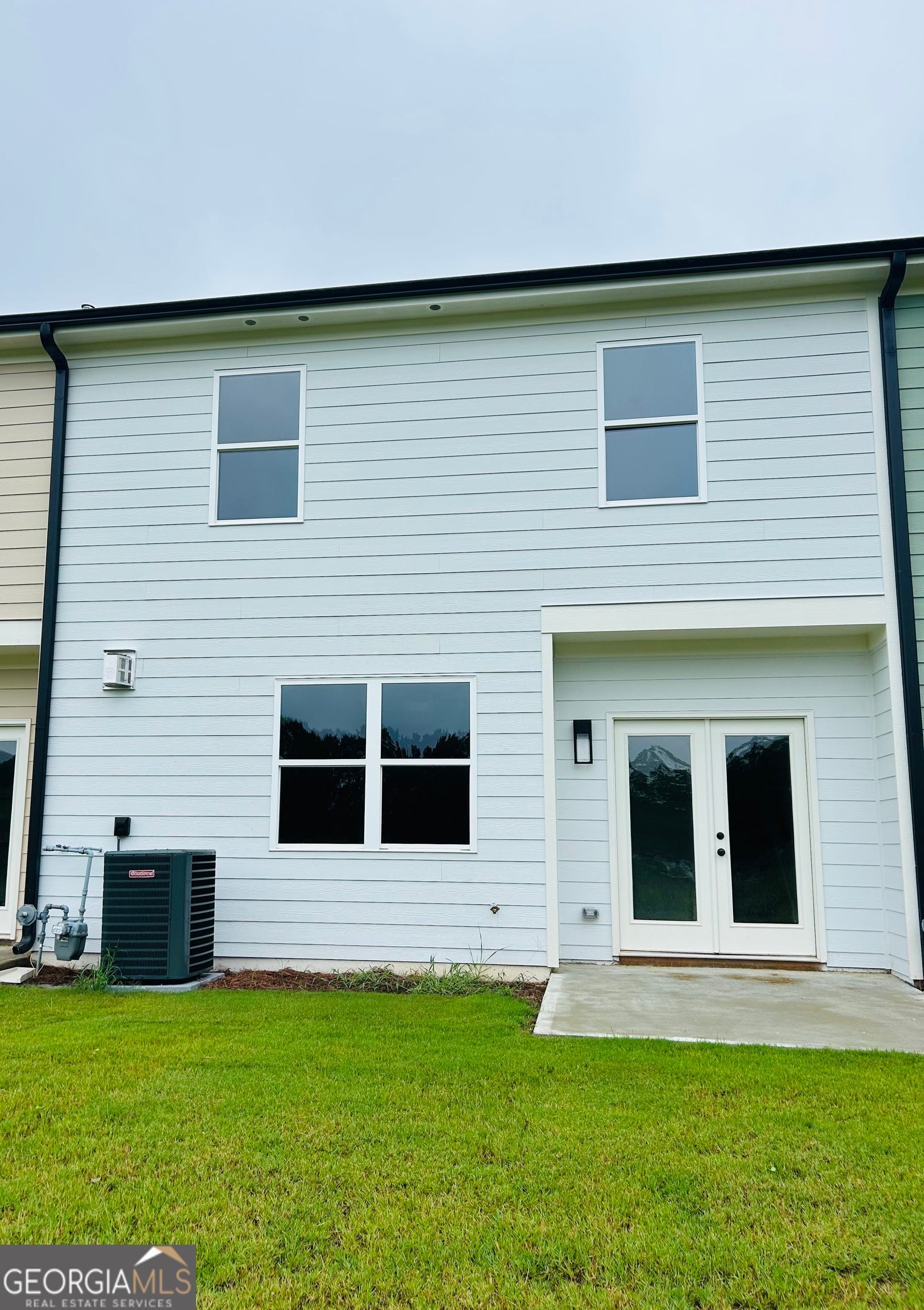 19 Crest DR 2