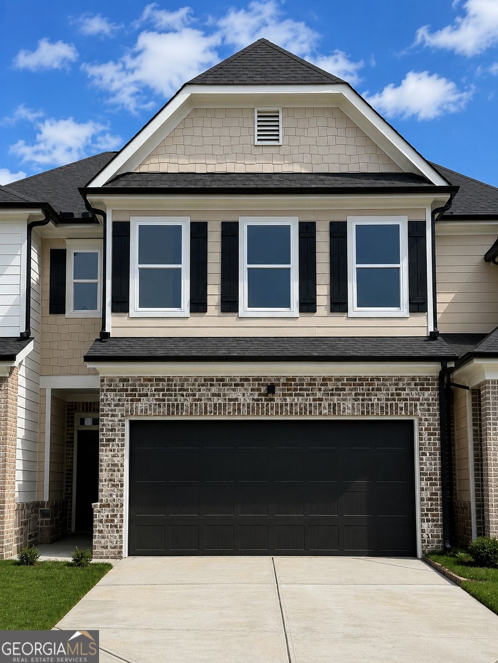 Photo of 19 Crest Drive #2, Hartwell, GA 30643 (MLS # 10760380)