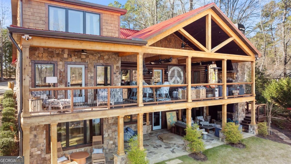 125 Rock Island LN