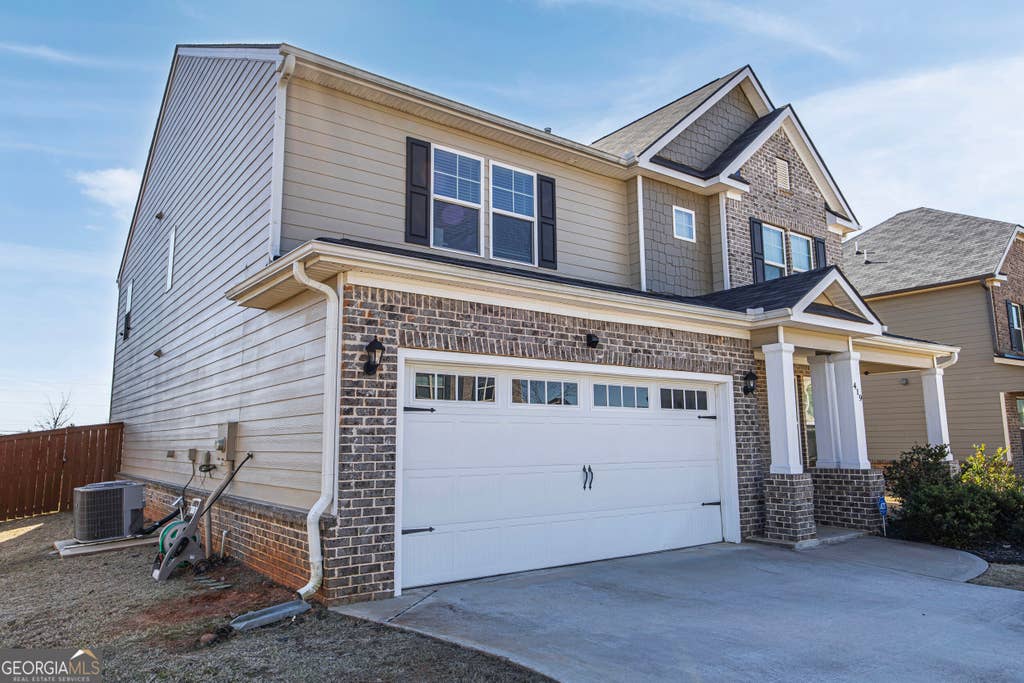Photo of 419 Beachview Road, Hampton, GA 30228 (MLS # 10793917)