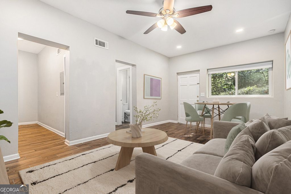 Photo of 343 8th Street NE #T2, Atlanta, GA 30309 (MLS # 10630388)