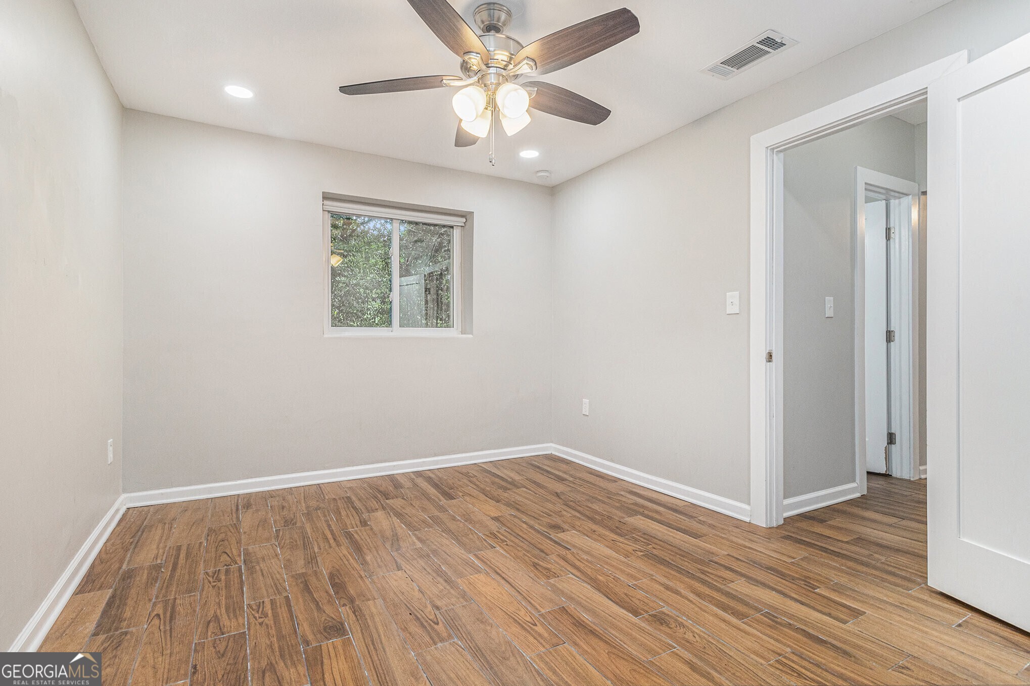 Stanford Court - Residential