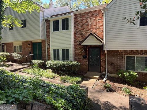 Photo of 7344 Cardigan Circle, Atlanta, GA 30328 (MLS # 10735299)