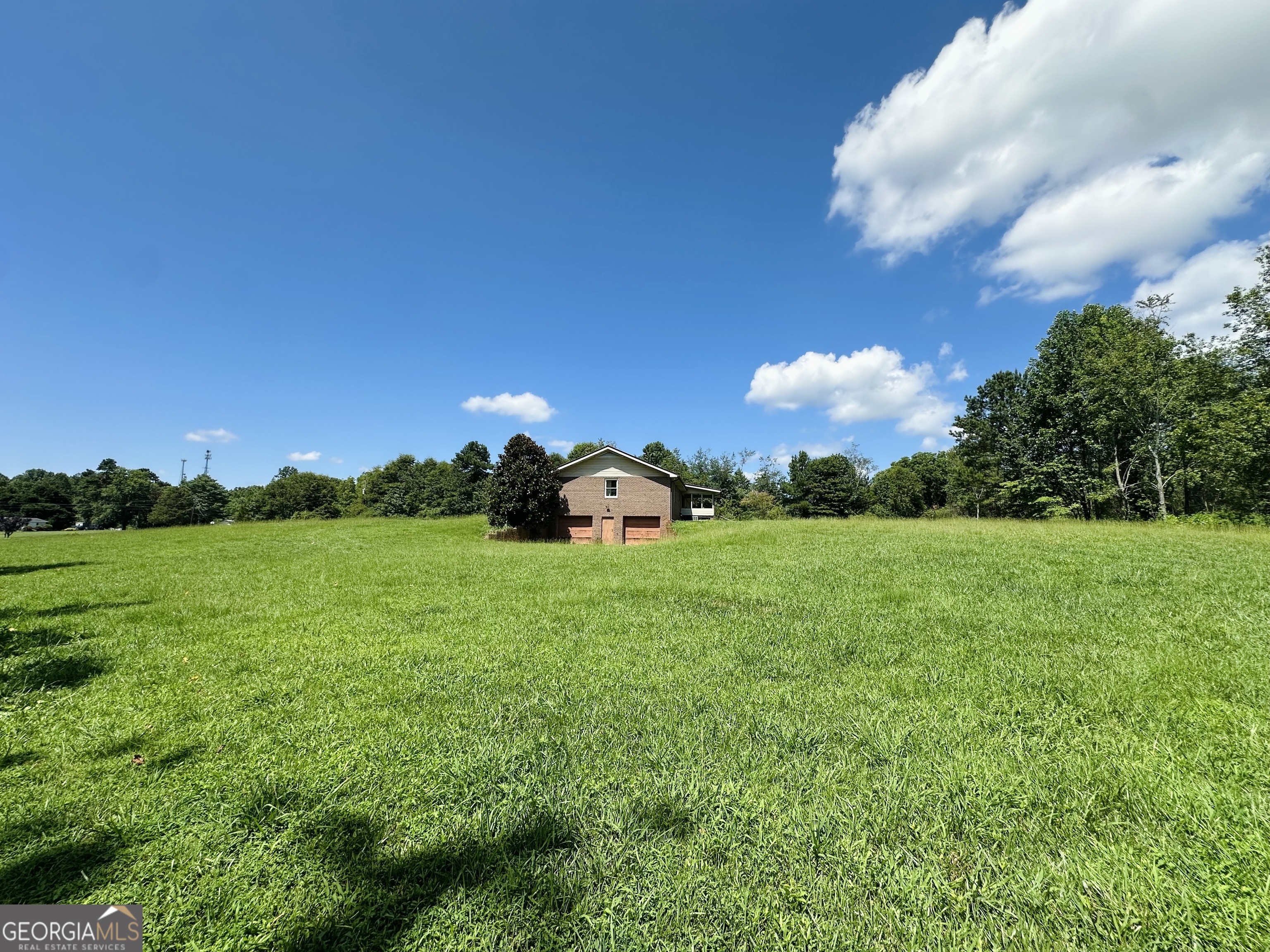 6421 Holly Springs RD