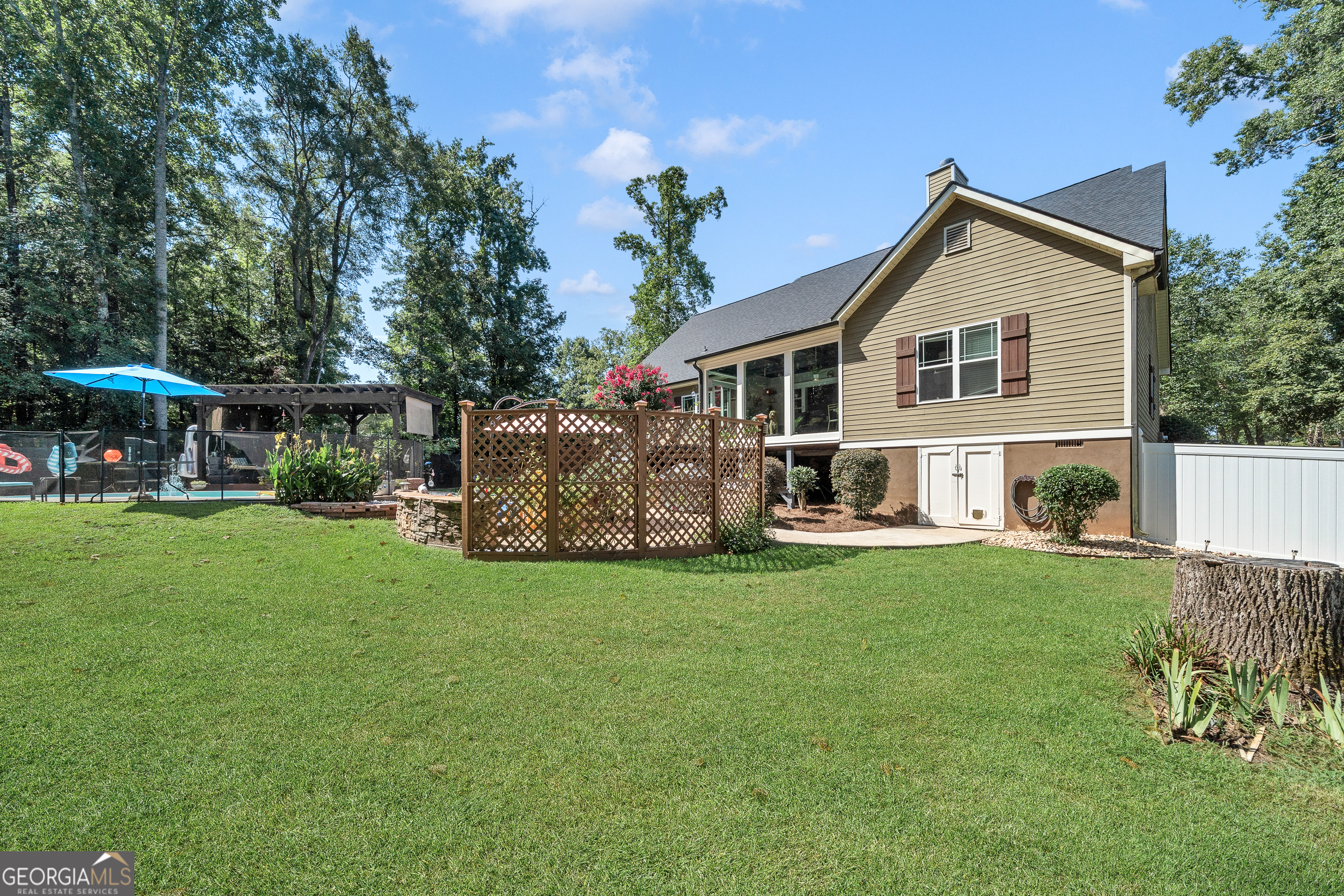 327 High Point TRL