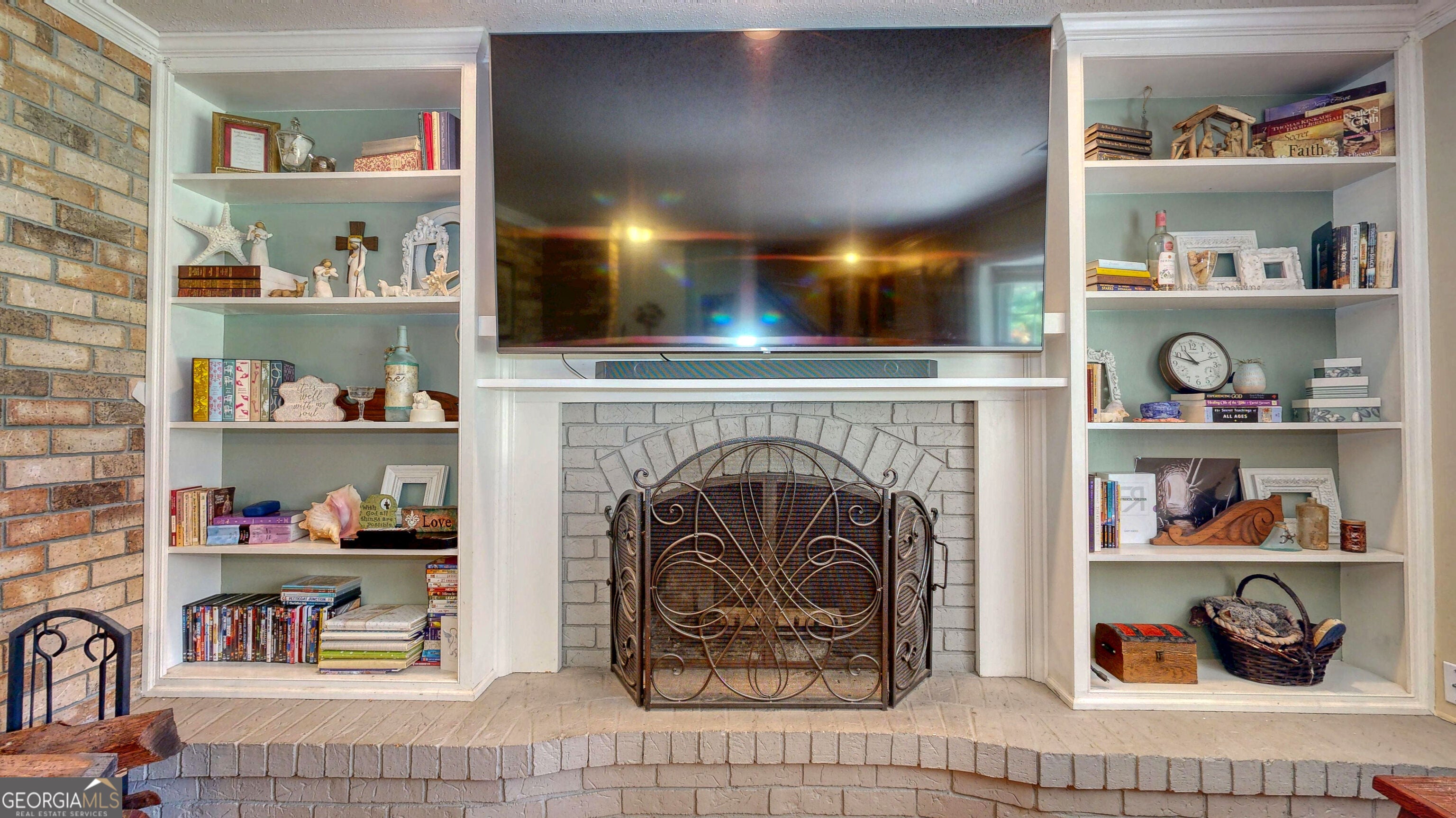 193 Grace LN