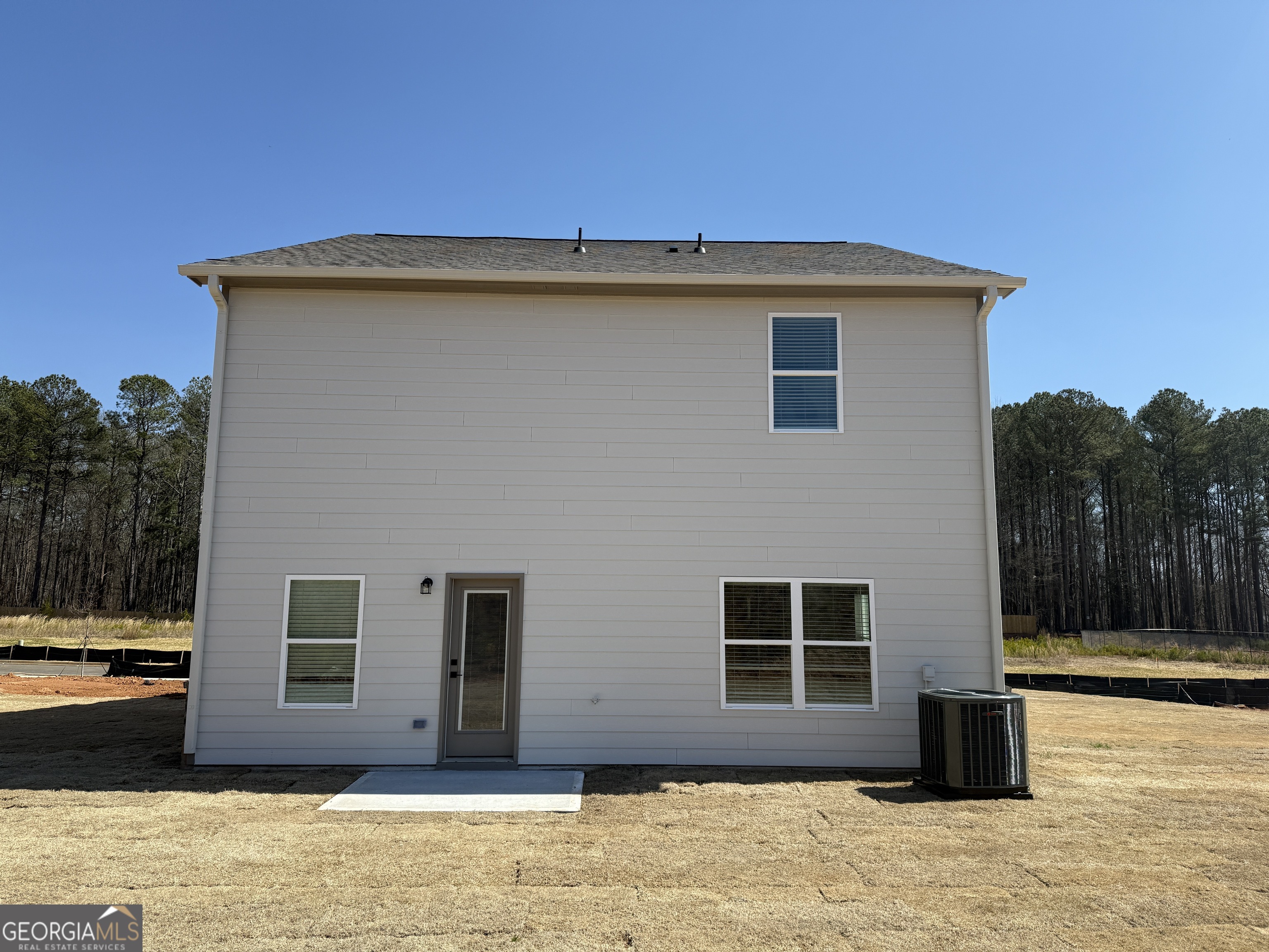 571 Cantrell DR